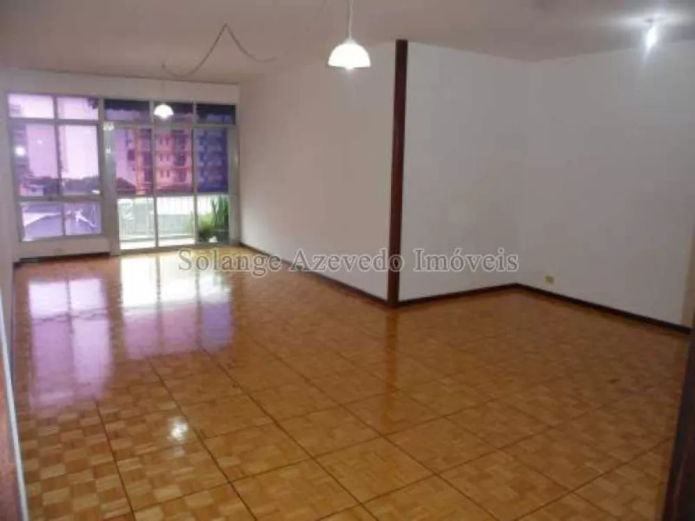 Apartamento, 3 quartos, 140 m² - Foto 1