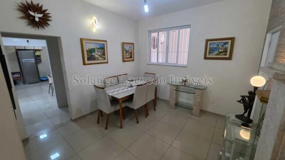 Casa, 4 quartos, 241 m² - Foto 1