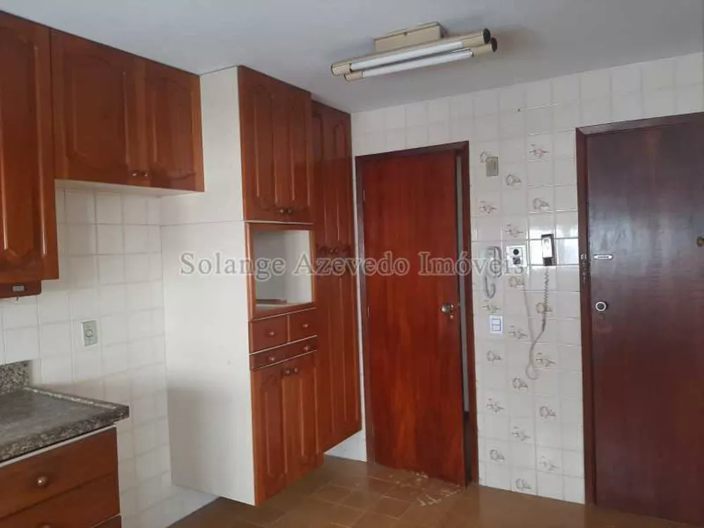 Apartamento, 3 quartos, 140 m² - Foto 2