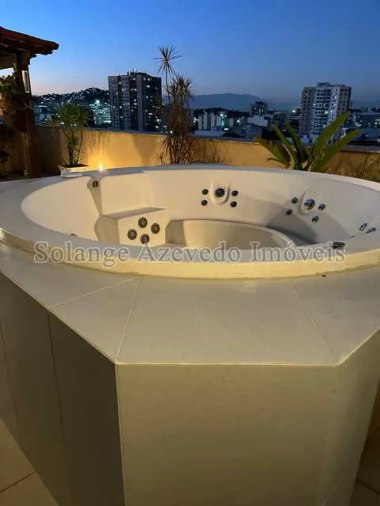 Cobertura, 4 quartos, 251 m² - Foto 1
