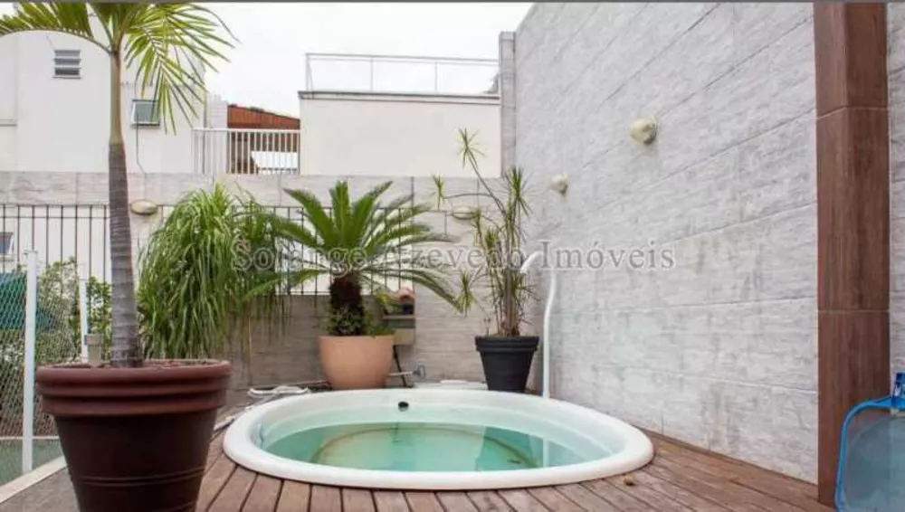 Casa, 5 quartos, 362 m² - Foto 2