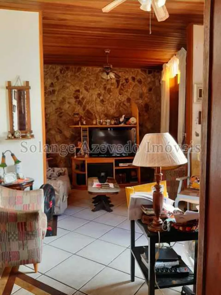 Casa, 4 quartos, 204 m² - Foto 1