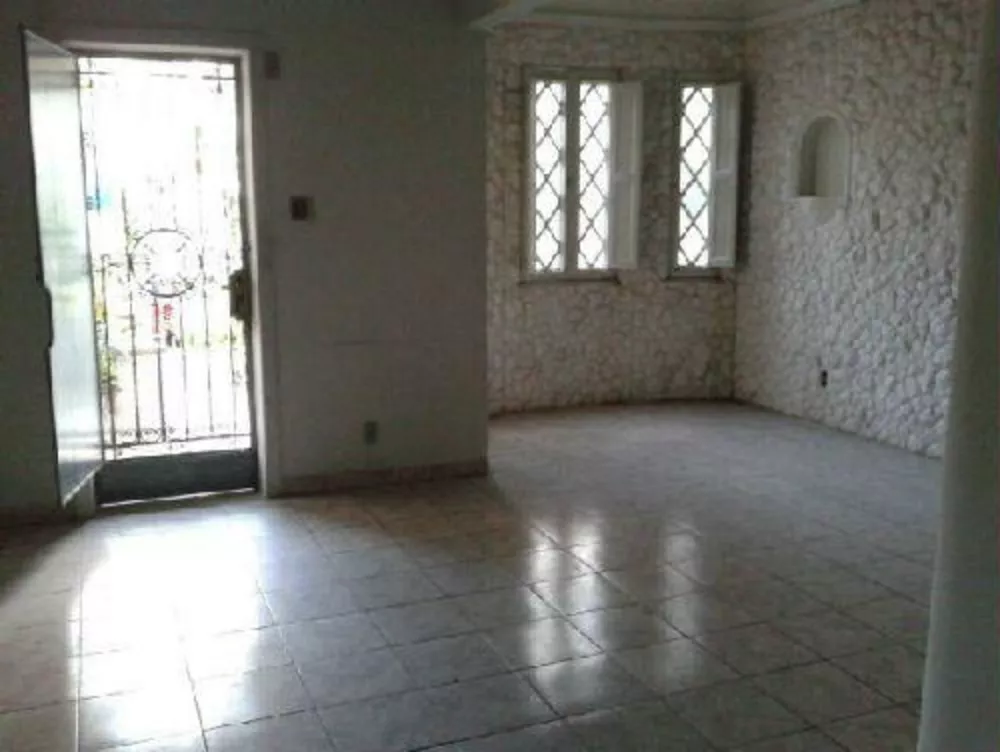 Casa, 5 quartos, 180 m² - Foto 2