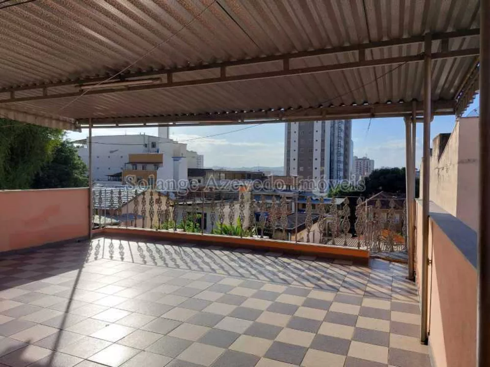 Casa, 3 quartos, 309 m² - Foto 2