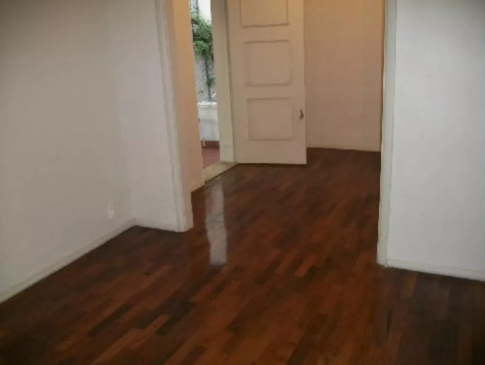 Casa, 4 quartos, 247 m² - Foto 1