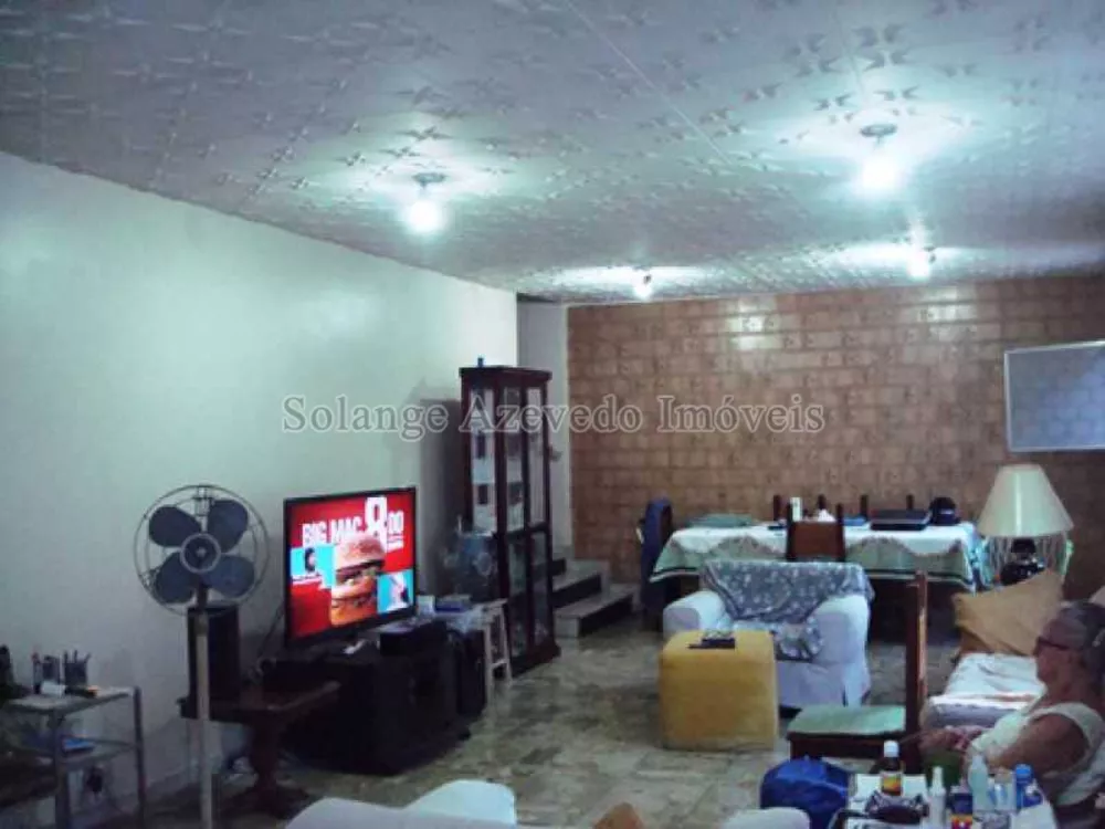 Casa, 4 quartos, 194 m² - Foto 2