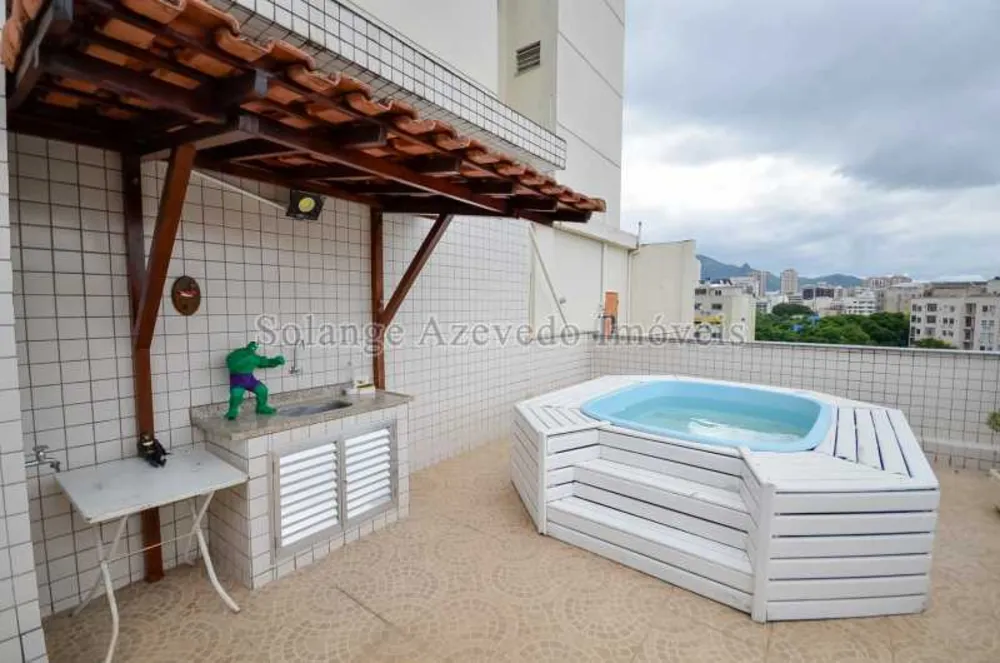 Cobertura, 3 quartos, 247 m² - Foto 1