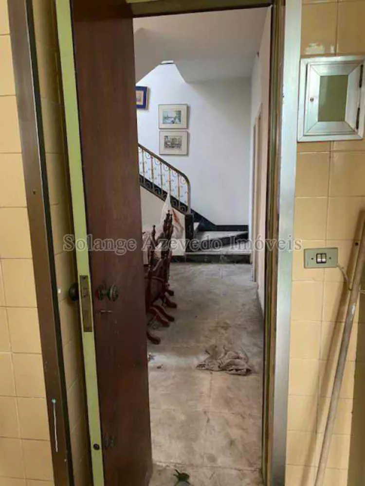 Casa, 5 quartos, 211 m² - Foto 1