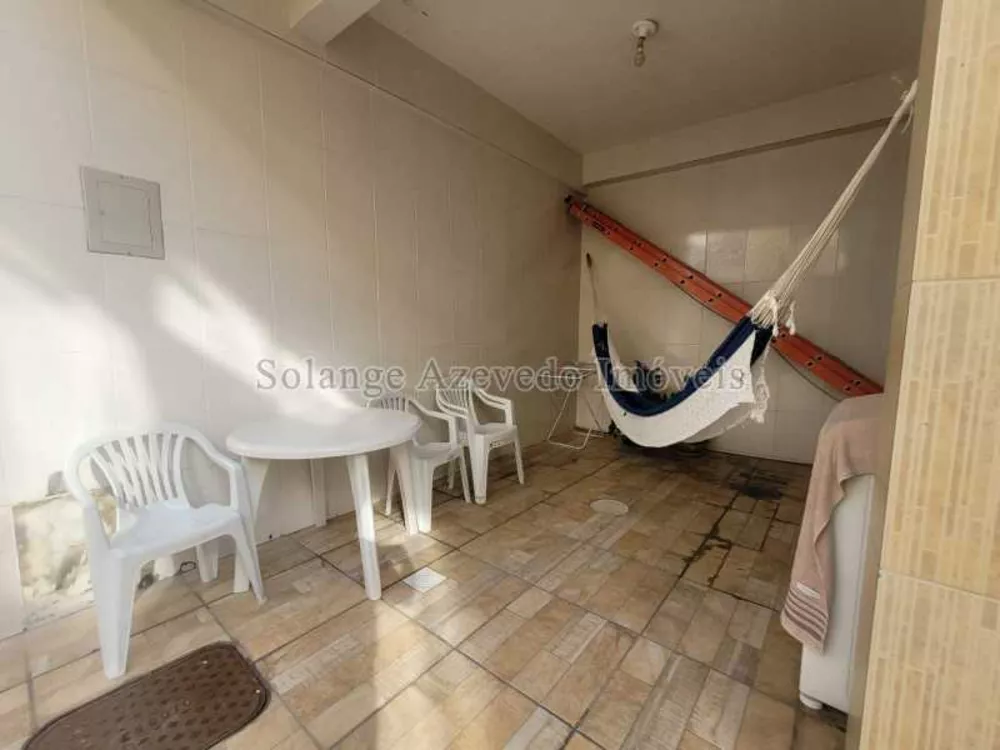 Casa, 5 quartos, 246 m² - Foto 1