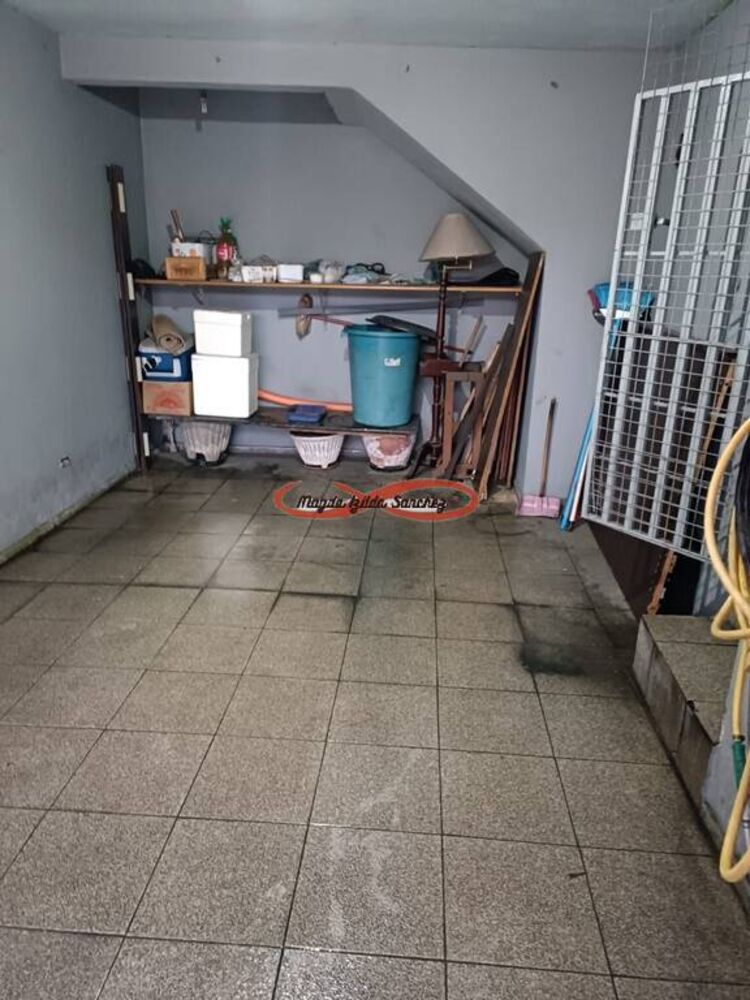 Casa à venda com 4 quartos, 75m² - Foto 4