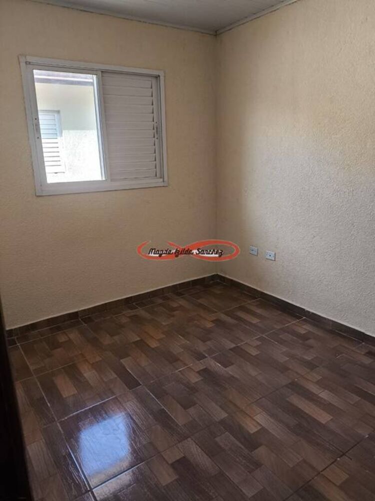 Casa à venda com 2 quartos, 50m² - Foto 1