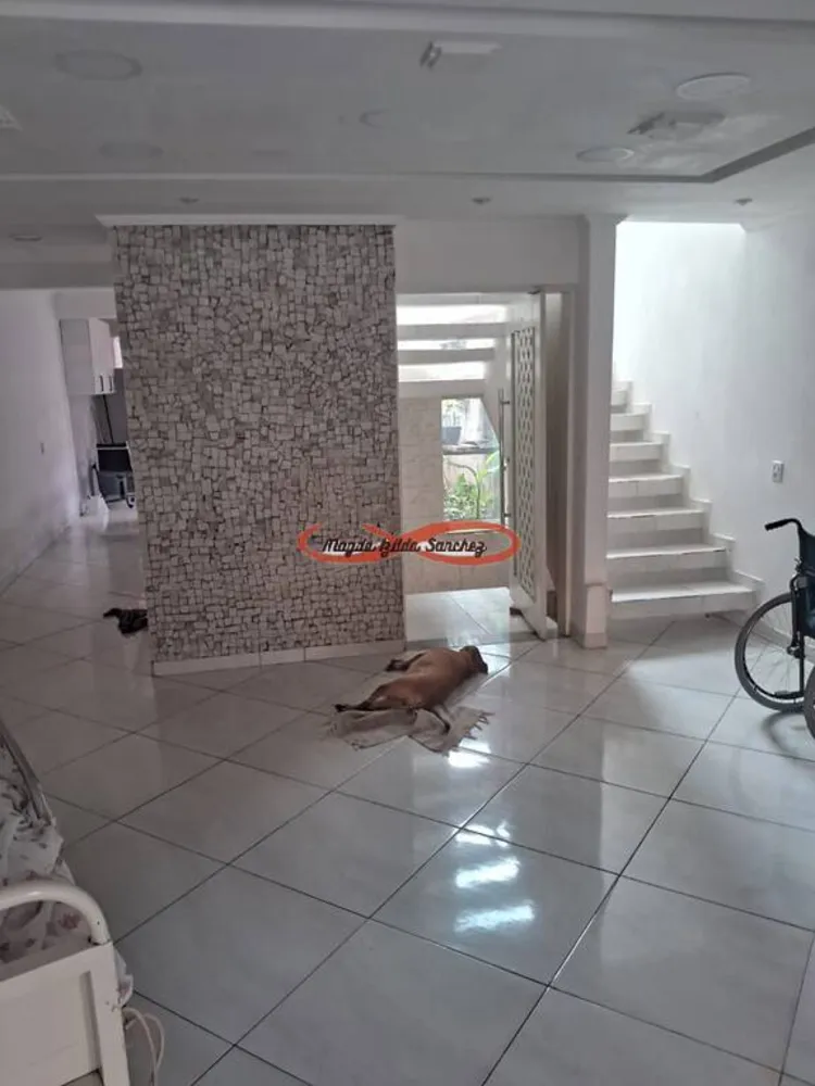 Casa, 3 quartos, 105 m² - Foto 1