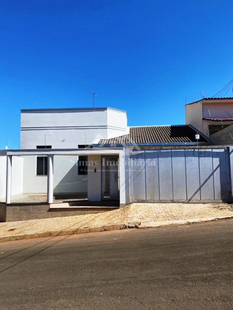 Casa, 3 quartos, 175 m² - Foto 1