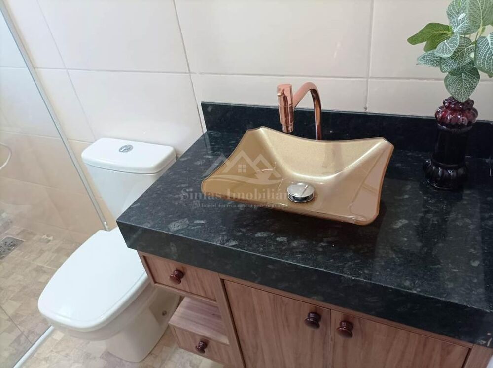 Casa à venda com 3 quartos, 222m² - Foto 17