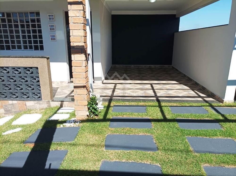Casa à venda com 3 quartos, 222m² - Foto 3