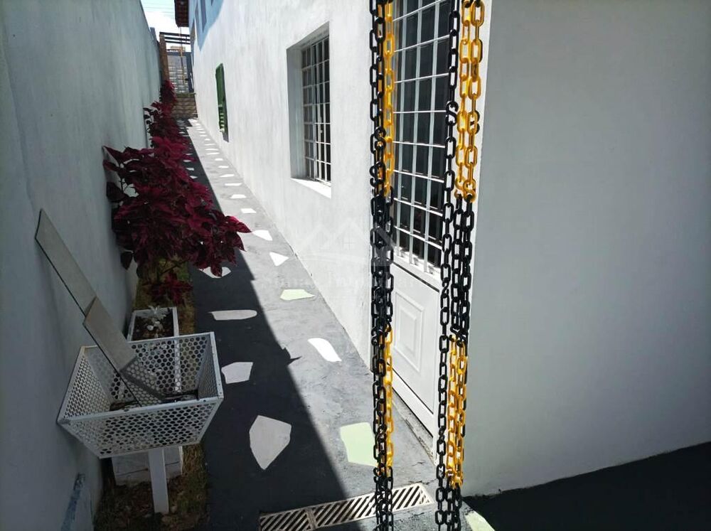 Casa à venda com 3 quartos, 222m² - Foto 42