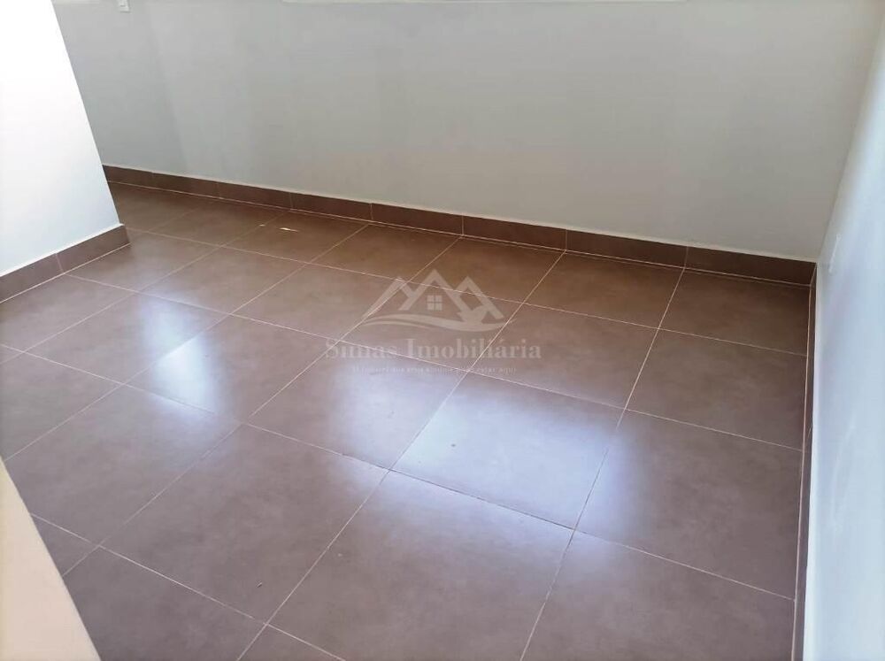 Casa à venda com 3 quartos, 222m² - Foto 13