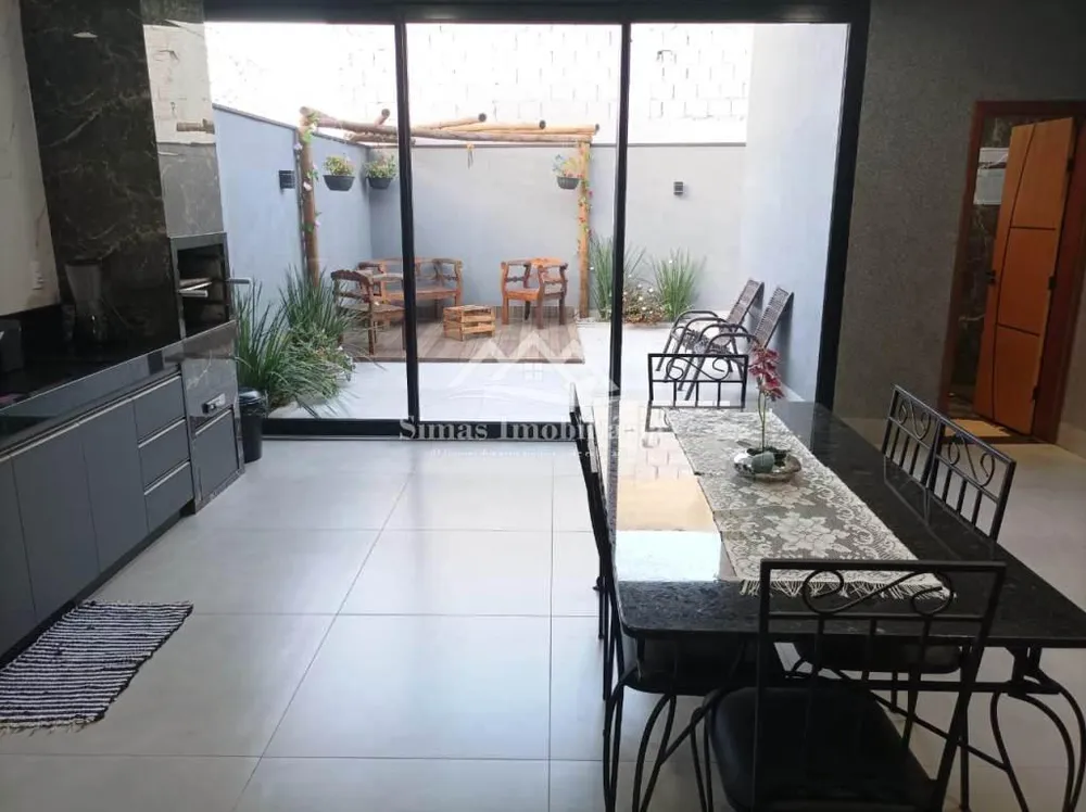 Casa, 3 quartos, 205 m² - Foto 3