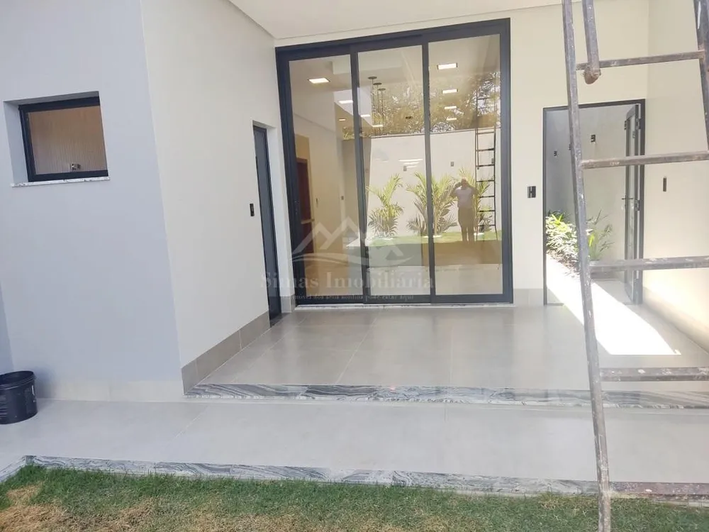 Casa, 3 quartos, 212 m² - Foto 2