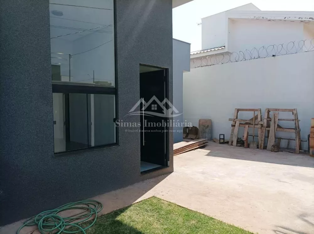 Casa à venda com 3 quartos, 210m² - Foto 7