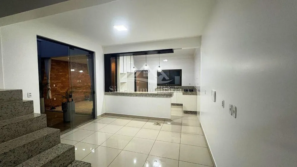 Casa, 4 quartos, 180 m² - Foto 8