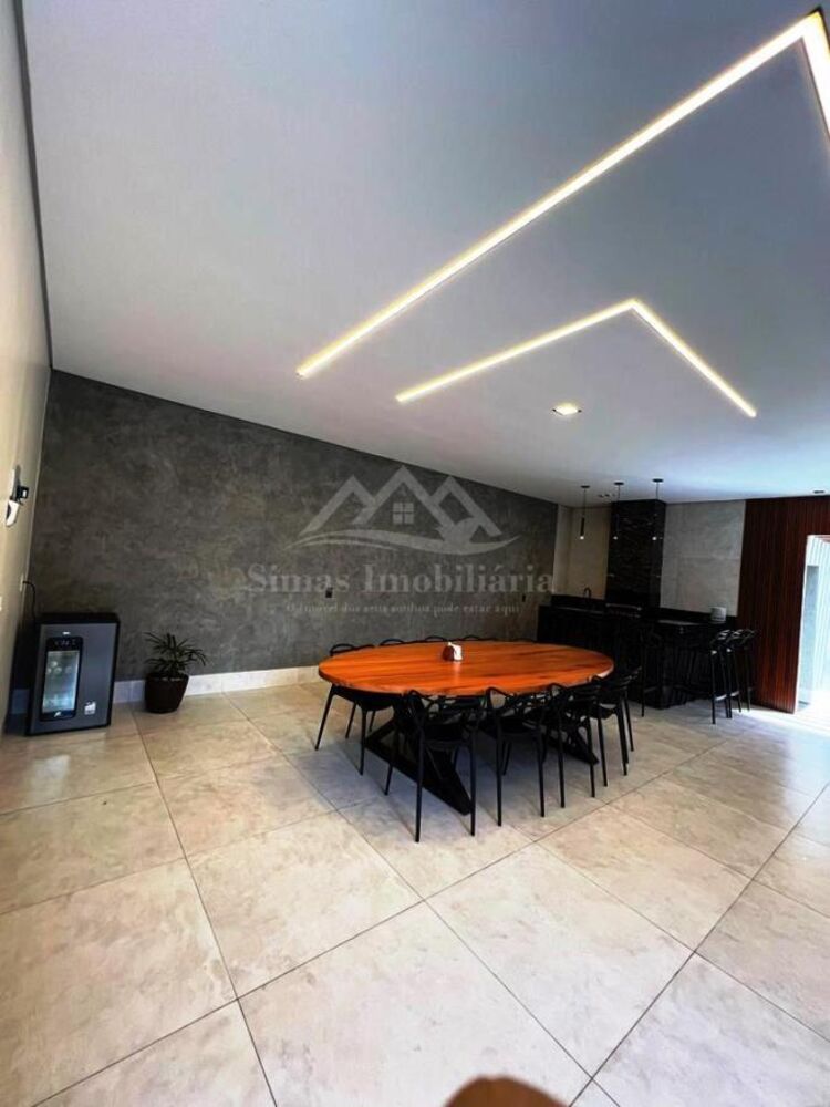 Casa, 3 quartos, 300 m² - Foto 1