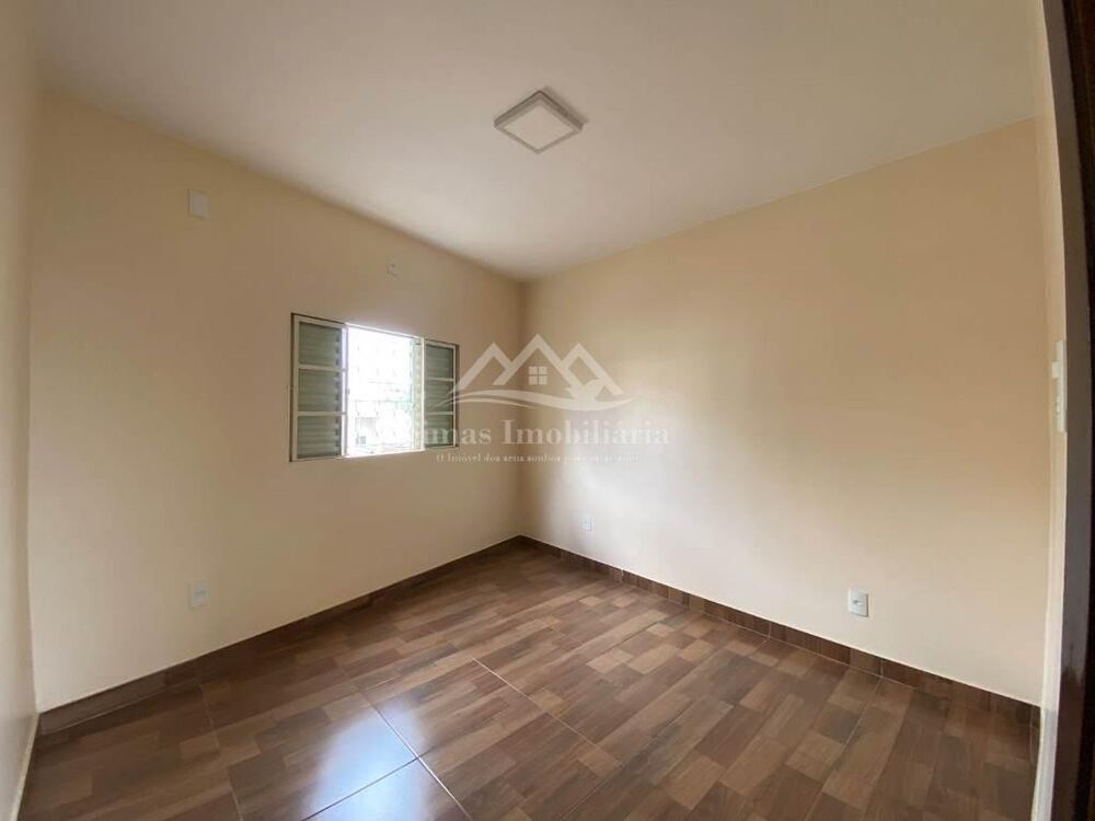 Casa, 3 quartos, 200 m² - Foto 2