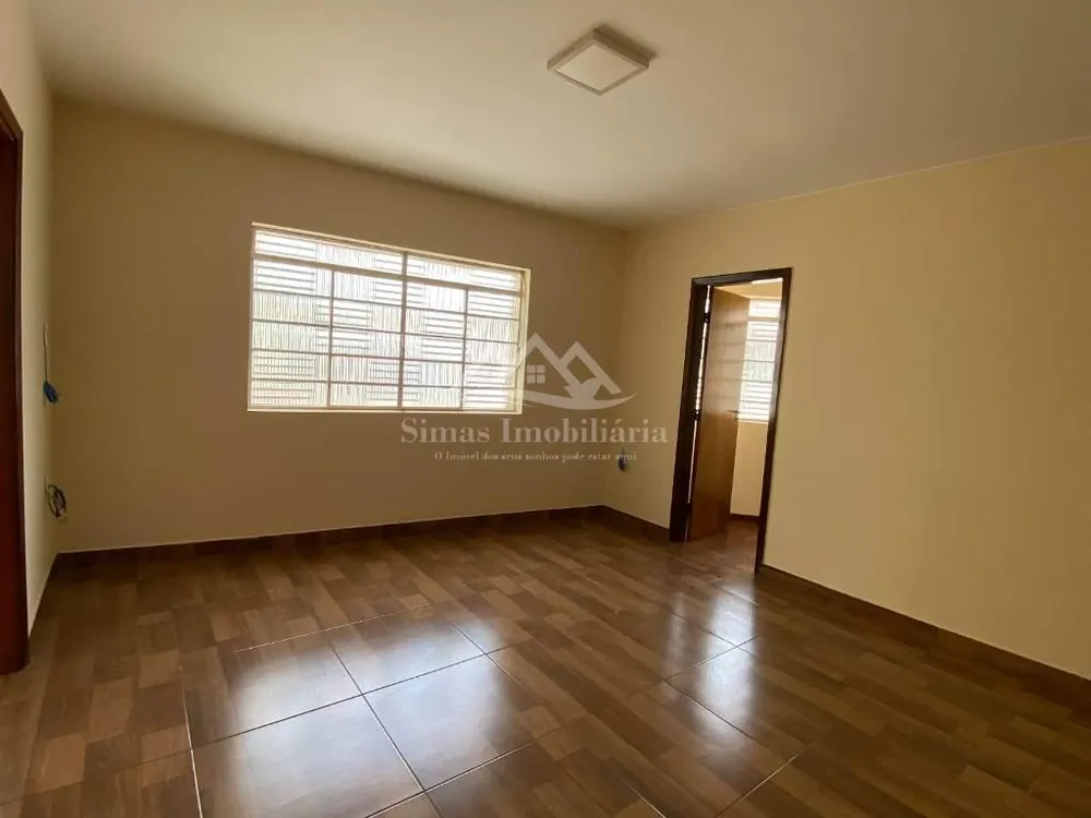 Casa, 3 quartos, 200 m² - Foto 1