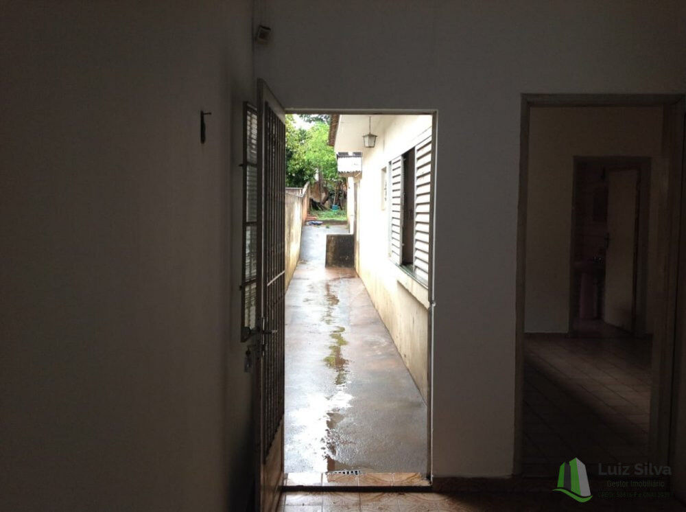 Prédio Inteiro à venda com 3 quartos, 200m² - Foto 14