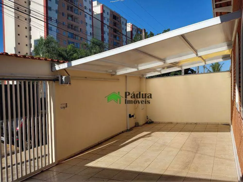 Casa à venda com 3 quartos, 180m² - Foto 3