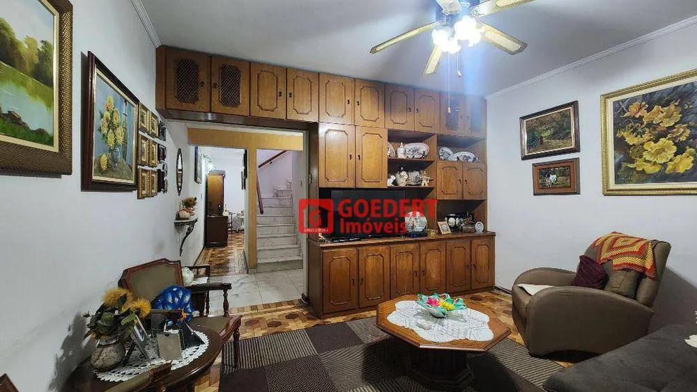 Sobrado, 3 quartos, 239 m² - Foto 3