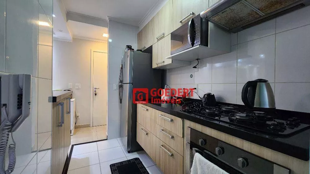 Apartamento à venda com 2 quartos, 68m² - Foto 5