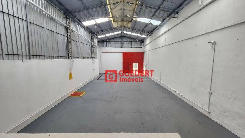 Depósito-Galpão, 221 m² - Foto 1