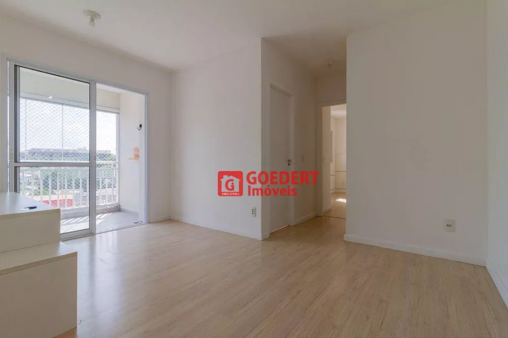 Apartamento à venda com 2 quartos, 61m² - Foto 2