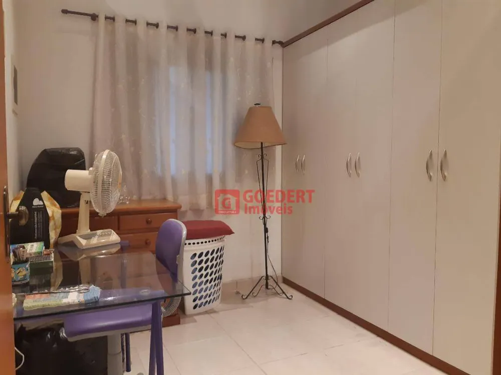 Casa, 3 quartos, 230 m² - Foto 7