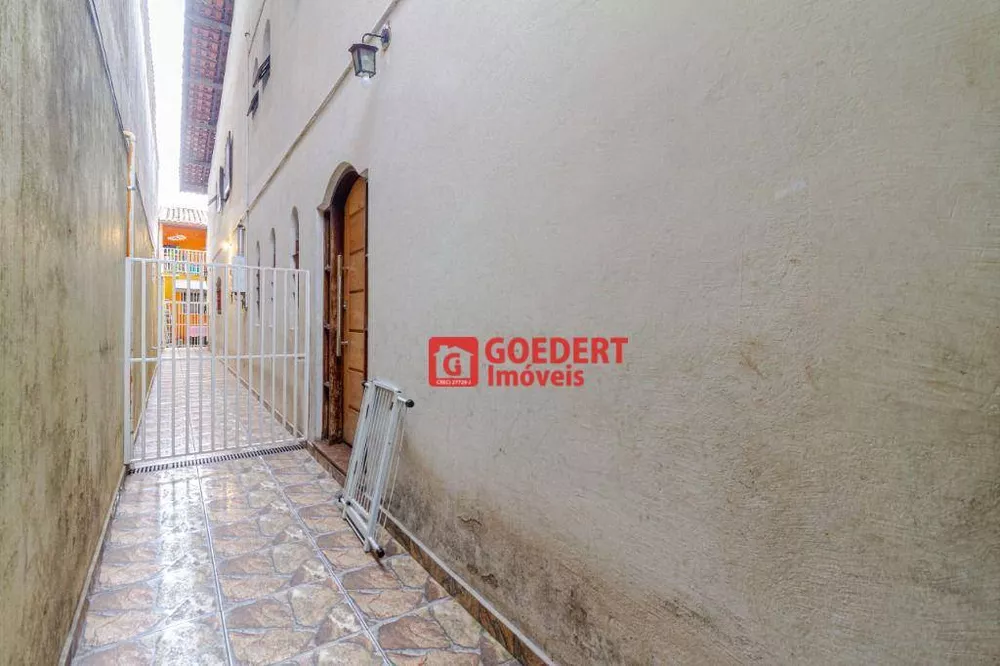 Sobrado à venda com 3 quartos, 208m² - Foto 6