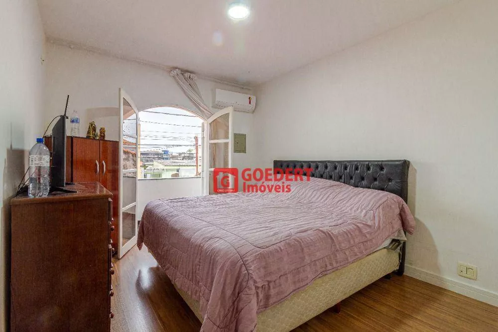 Sobrado à venda com 3 quartos, 208m² - Foto 16