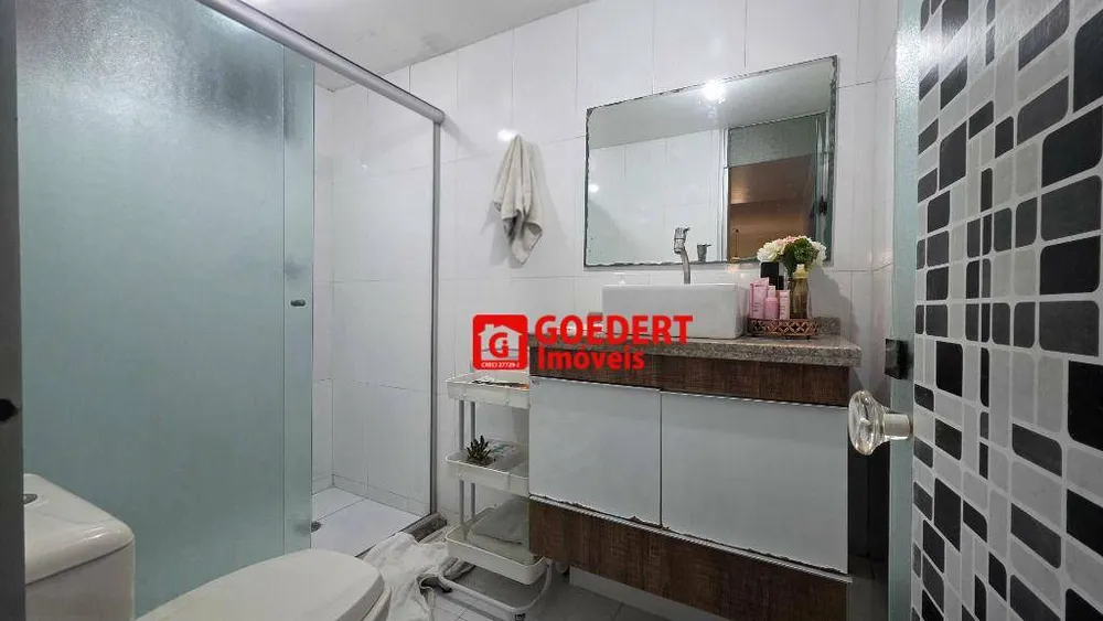 Apartamento, 2 quartos, 62 m² - Foto 11