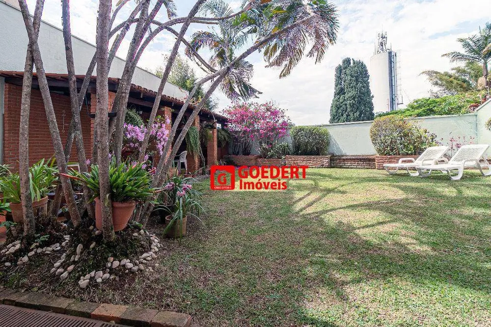 Sobrado, 4 quartos, 269 m² - Foto 1