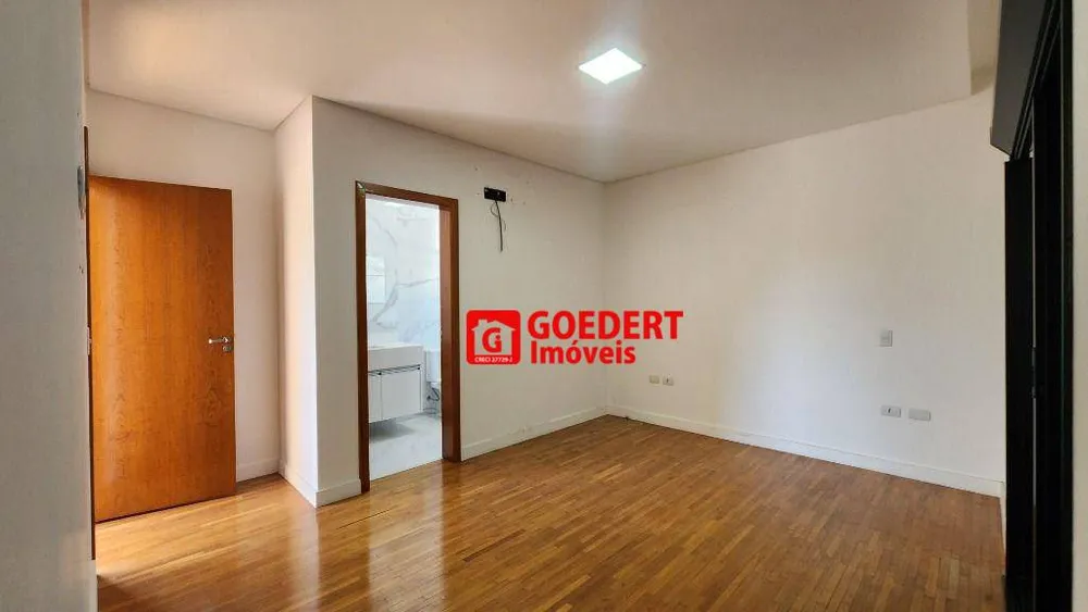 Sobrado, 3 quartos, 300 m² - Foto 13