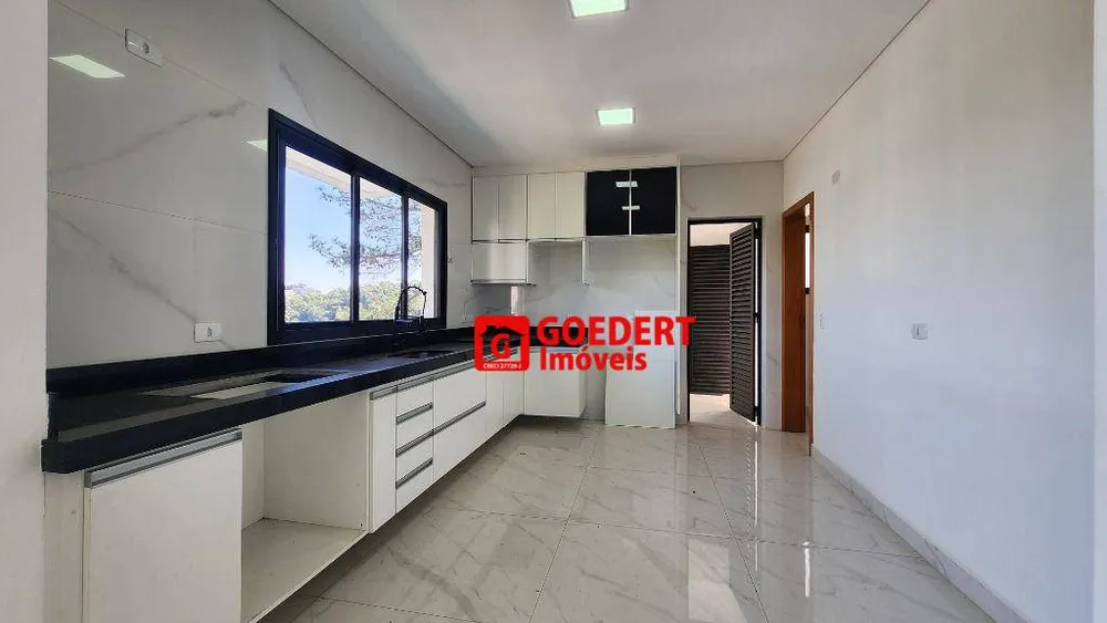 Sobrado, 3 quartos, 300 m² - Foto 10