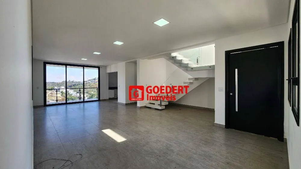 Sobrado, 3 quartos, 300 m² - Foto 2