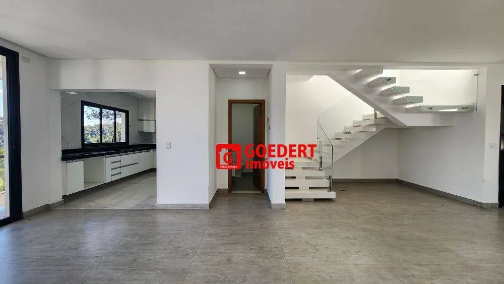 Sobrado, 3 quartos, 300 m² - Foto 11
