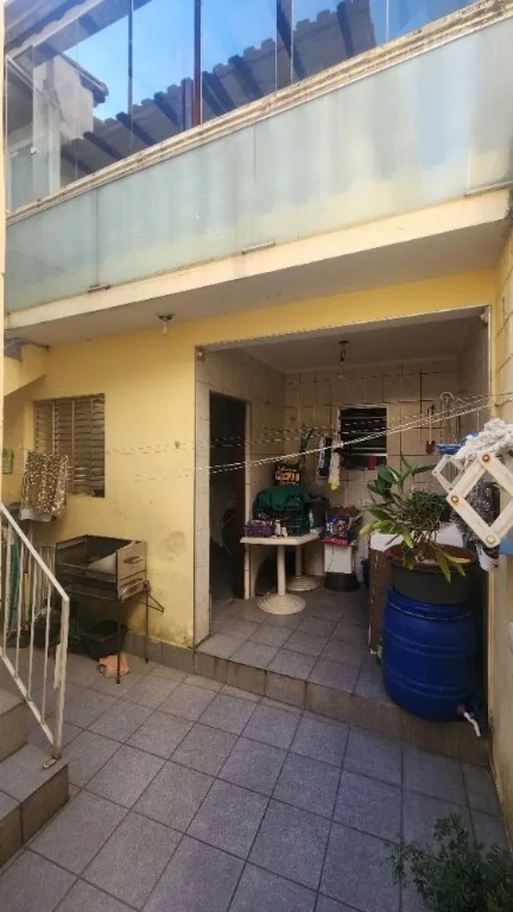 Sobrado, 3 quartos, 180 m² - Foto 1