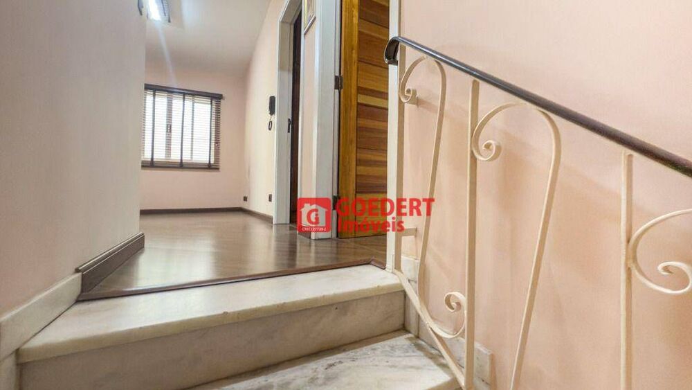 Sobrado à venda com 4 quartos, 306m² - Foto 19