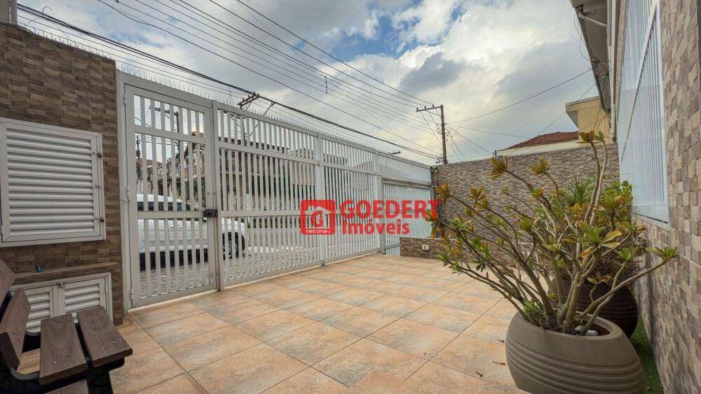 Sobrado à venda com 4 quartos, 306m² - Foto 8