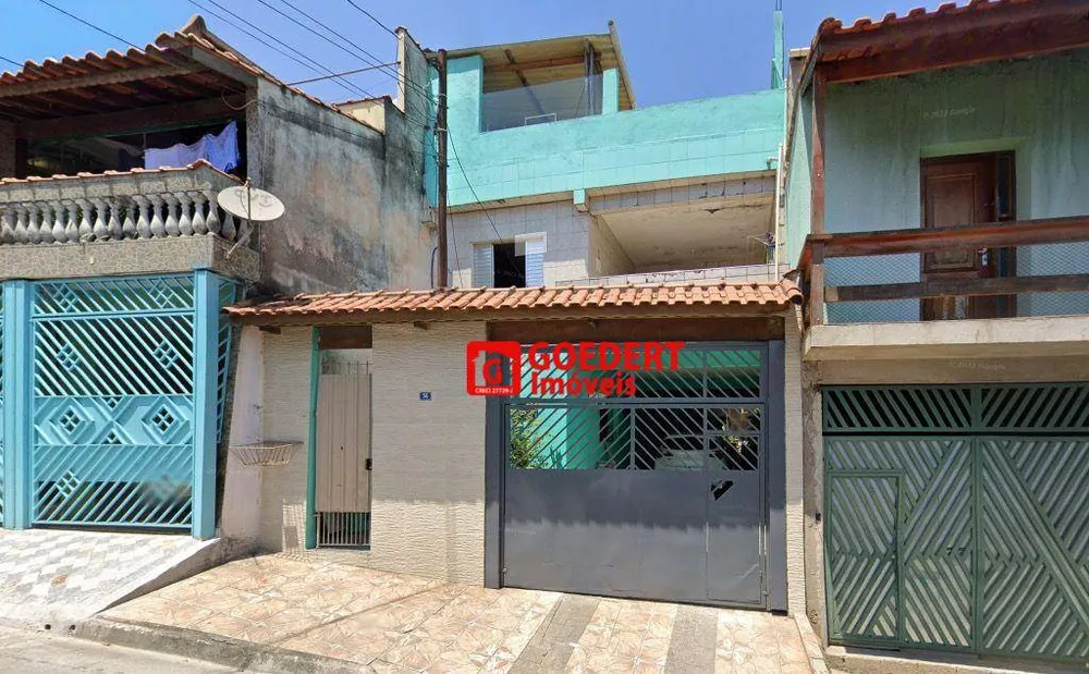Sobrado, 3 quartos, 237 m² - Foto 1