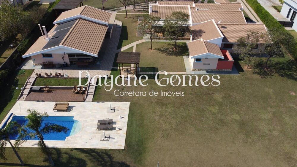 Chácara à venda com 3 quartos, 460m² - Foto 1