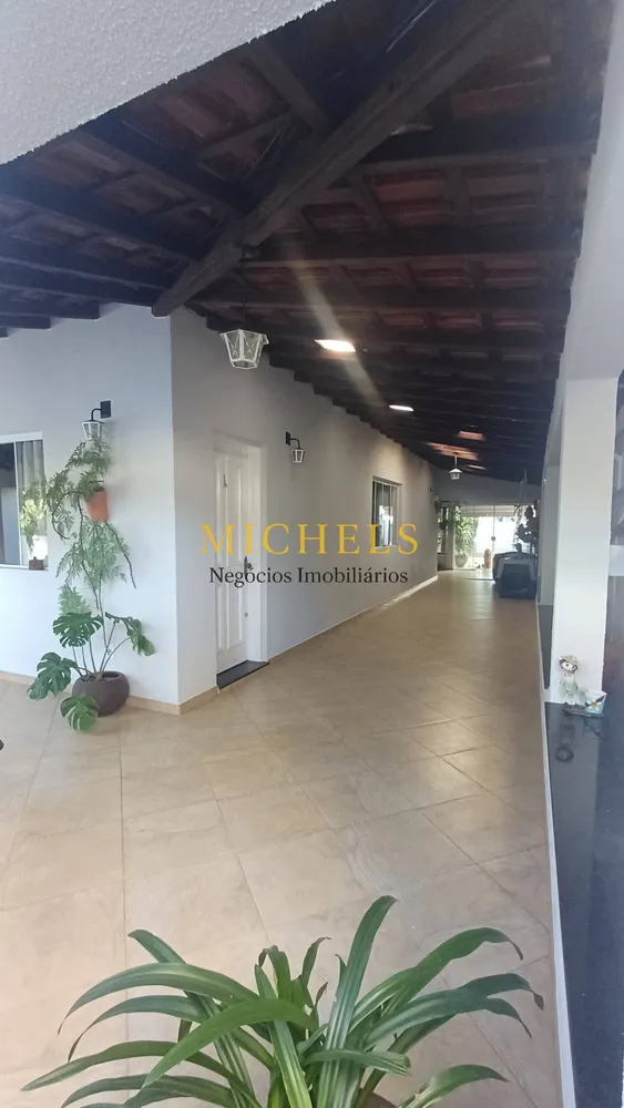 Chácara, 4 quartos, 1101 m² - Foto 1