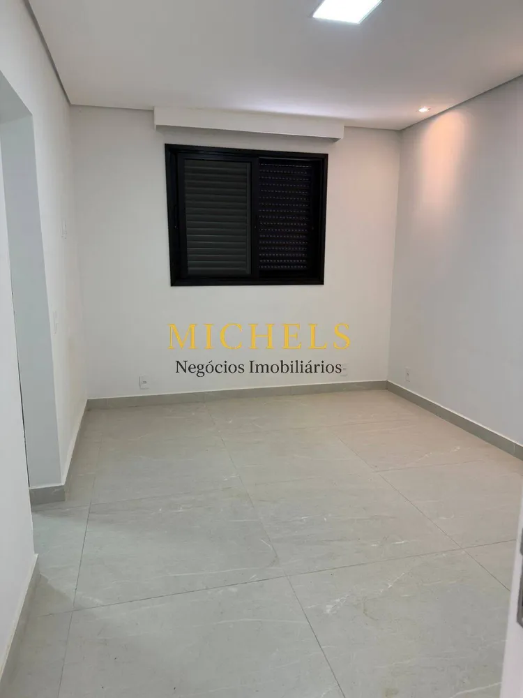 Casa, 3 quartos, 328 m² - Foto 10